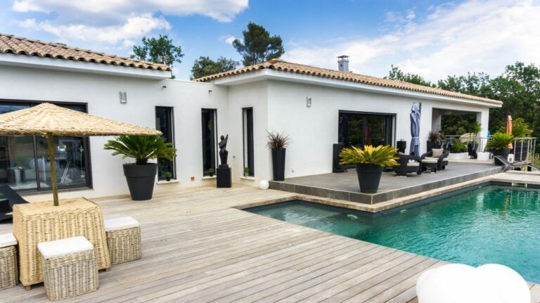 La différence entre villa et maison - Maisons Blanches