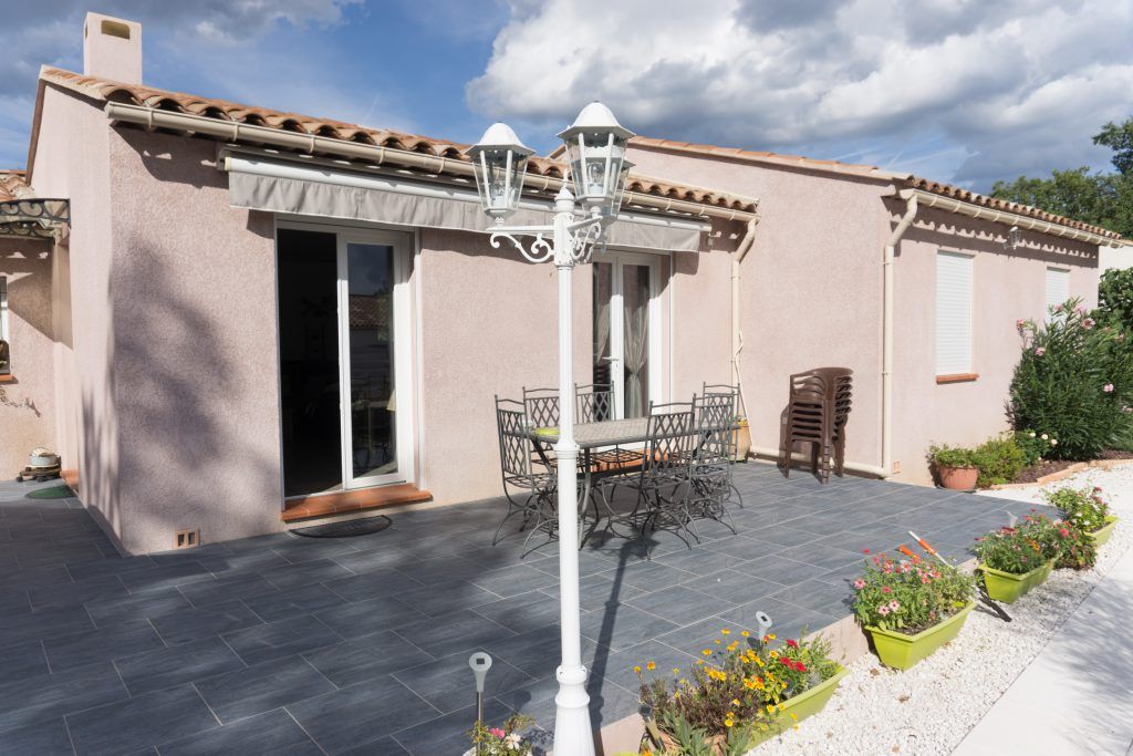 La différence entre villa et maison - Maisons Blanches